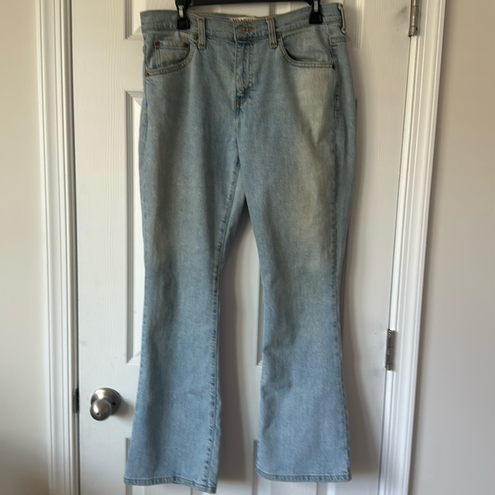 Nouveau 515 Boot Cut Levi’s jeans size 10 medium